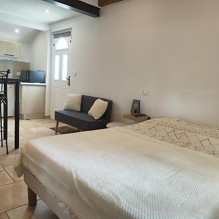 Studio Au Calme Avec Piscine Et Toutes Les Commodites Necessaires Льо Тор Екстериор снимка